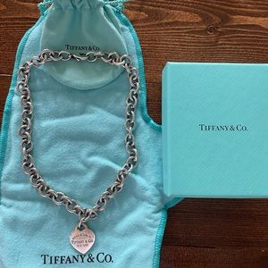 Tiffany’s Silver Heart Tag Chain Link Necklace